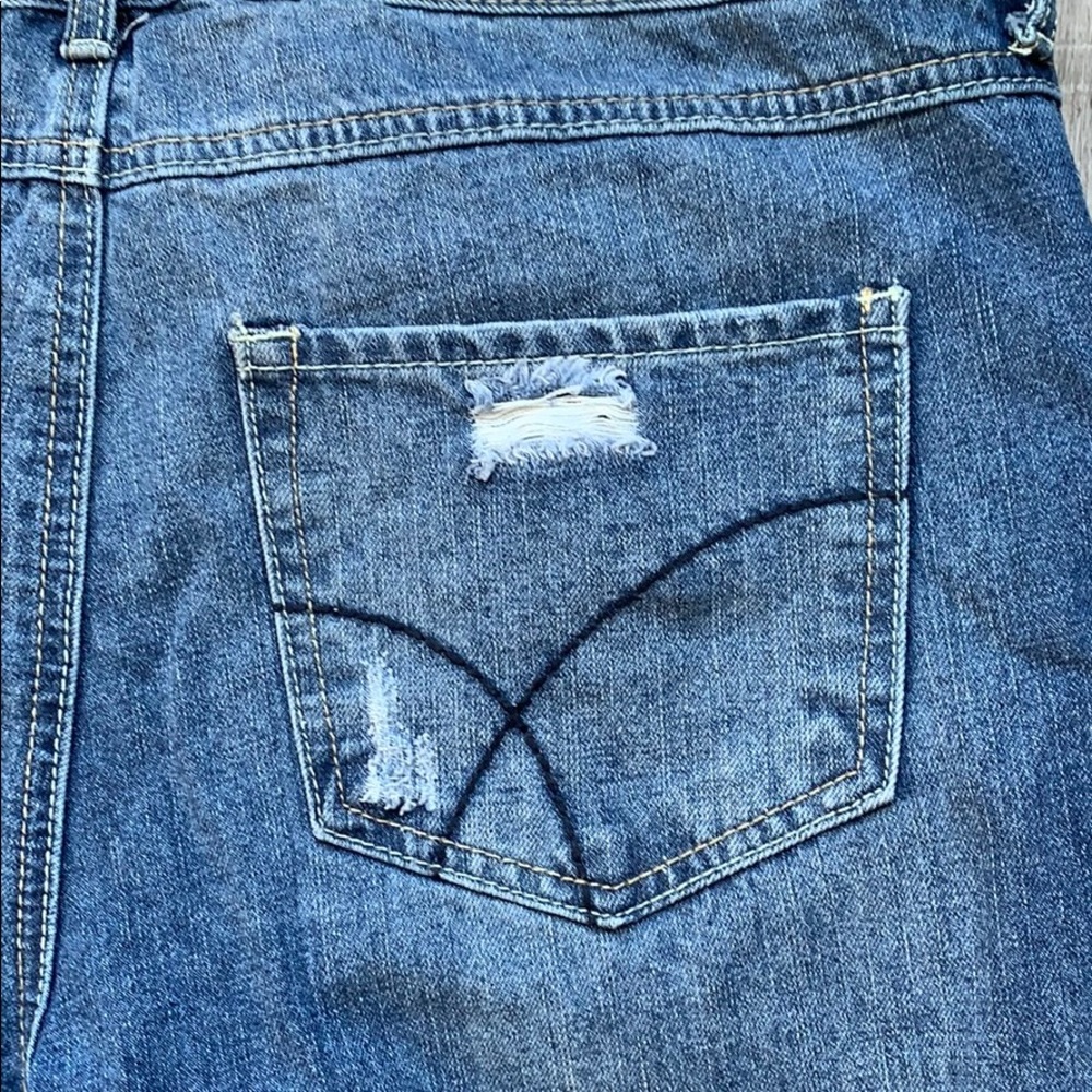 DISTRESSED JEANS - Picture 7 of 8